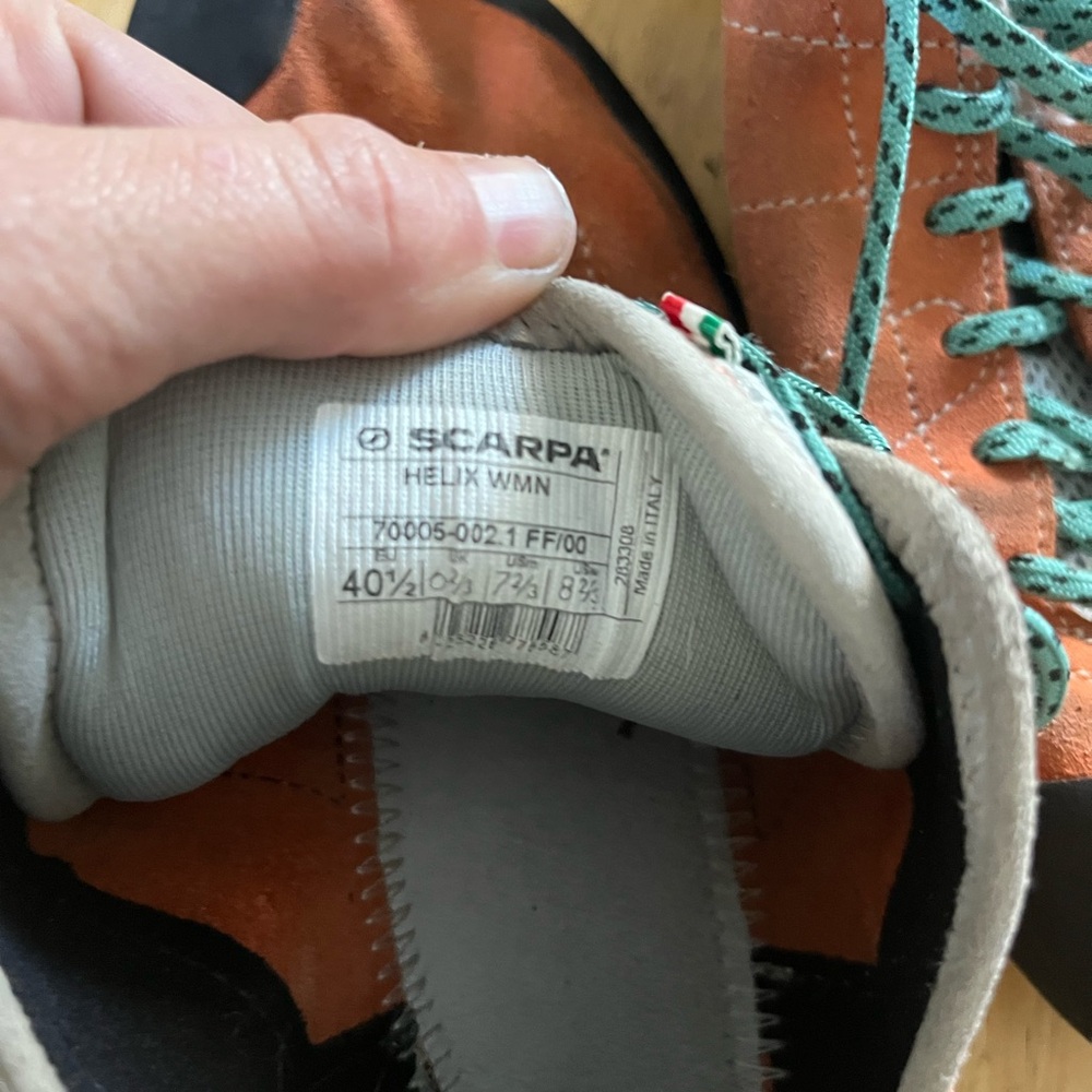 Women’s Scarpa Helix Climbing Shoe 40.5//W9 - Picture 2 of 6